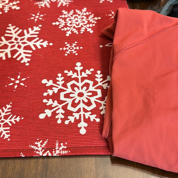 Pink Lululemon Leggings - Picture 6 of 6